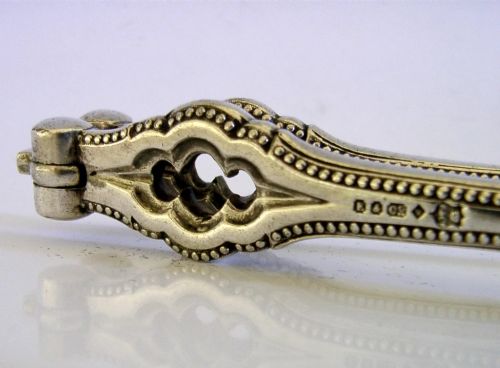 SUPERB SILVER PLATE GOTHIC NUTCRACKER 1860 ELKINGTON ANTIQUE VICTORIAN - ADDITIONAL PHOTO 3