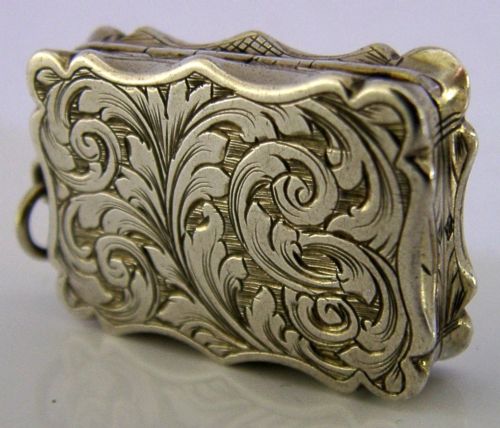 BEAUTIFUL NATHANIEL MILLS VICTORIAN STERLING SILVER VINAIGRETTE BOX 1851 - ADDITIONAL PHOTO 9
