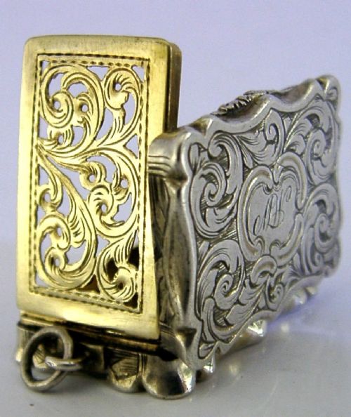 BEAUTIFUL NATHANIEL MILLS VICTORIAN STERLING SILVER VINAIGRETTE BOX 1851 - ADDITIONAL PHOTO 12