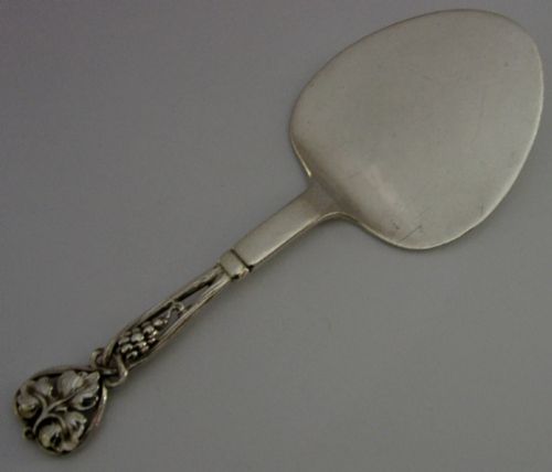 STUNNING LIBERTY CO ARTS CRAFTS STERLING SILVER PASTRY CAKE SERVER 1924 - ADDITIONAL PHOTO 3