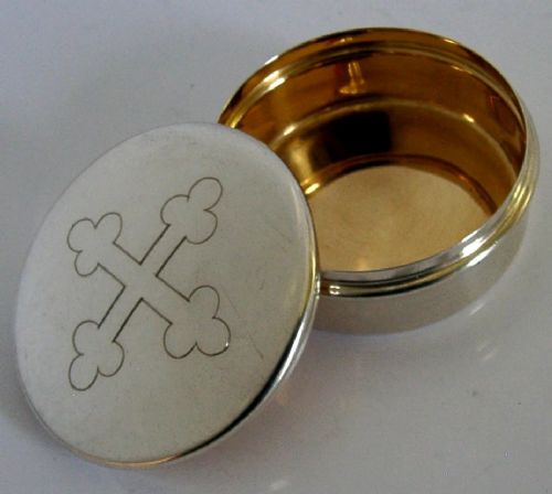 English Solid Sterling Silver Pyx Wafer Box 1965 Religious 32g