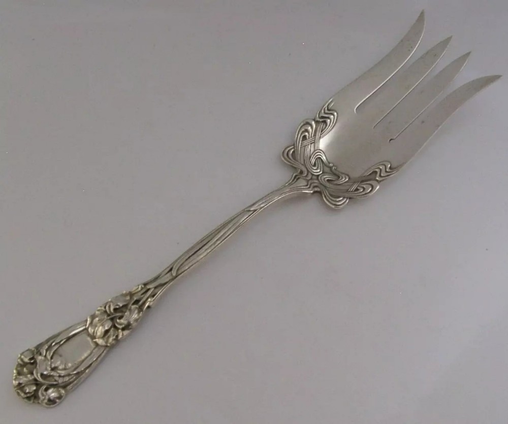 SUPERB IRIS AMERICAN STERLING SILVER ART NOUVEAU SERVING FORK c1900 ANTIQUE 100g