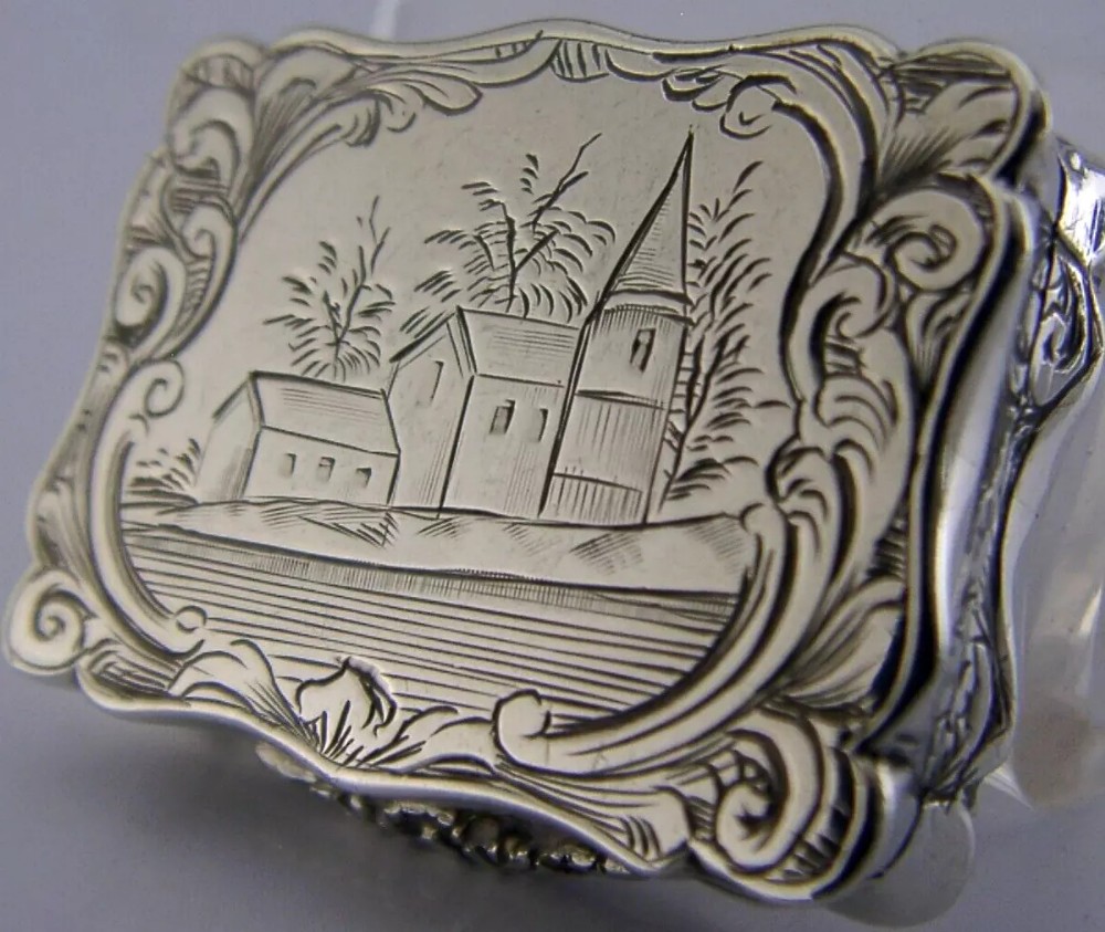 PICTURE TOP VICTORIAN STERLING SILVER VINAIGRETTE BOX 1856 ANTIQUE RARE
