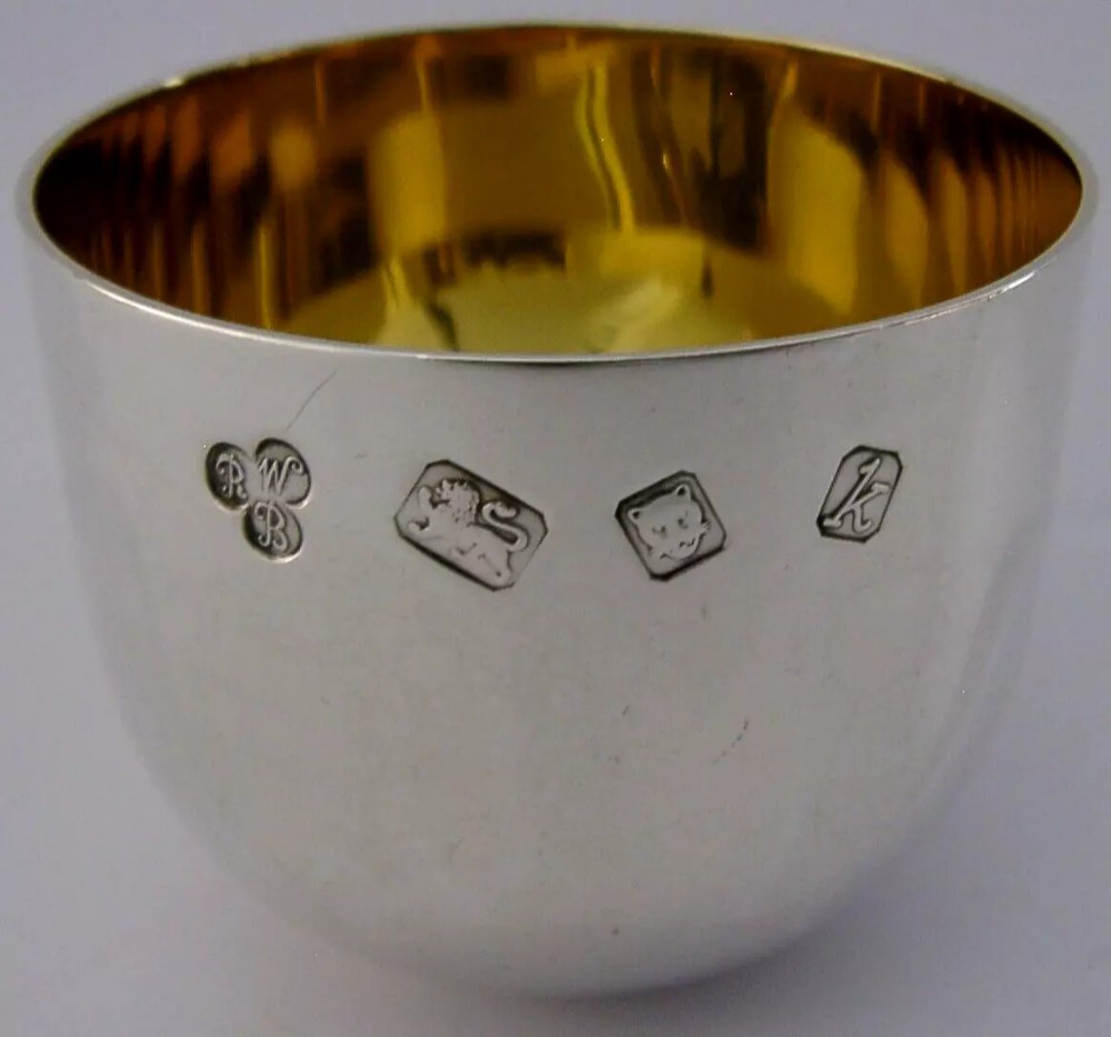 QUALITY ENGLISH SOLID STERLING SILVER WHISKY TUMBLER CUP 1965 HARRODS LONDON 68g
