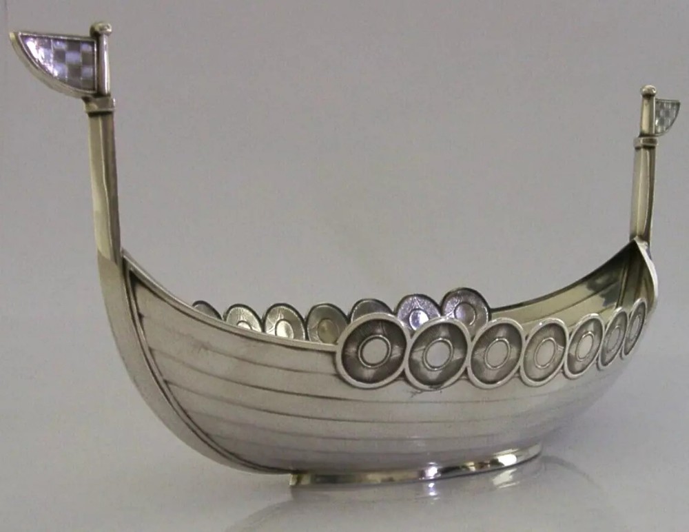 RARE LARGE 160g NORWEGIAN SOLID STERLING SILVER VIKING BOAT BOWL c1950 NORWAY