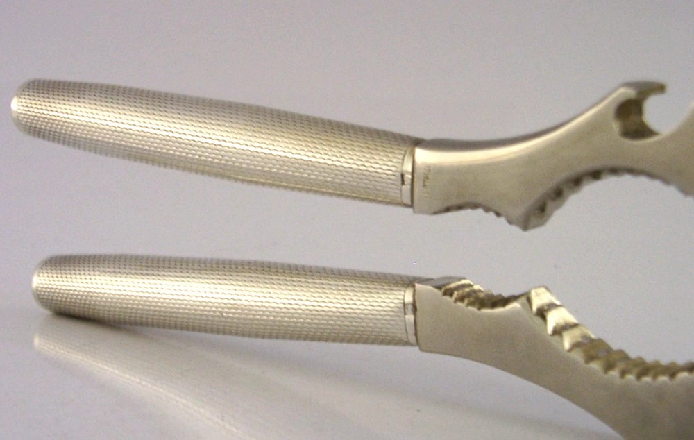 SUPERB STERLING SILVER HANDLED BAR CHAMPAGNE BOTTLE OPENING GRIPS c1960 View IV