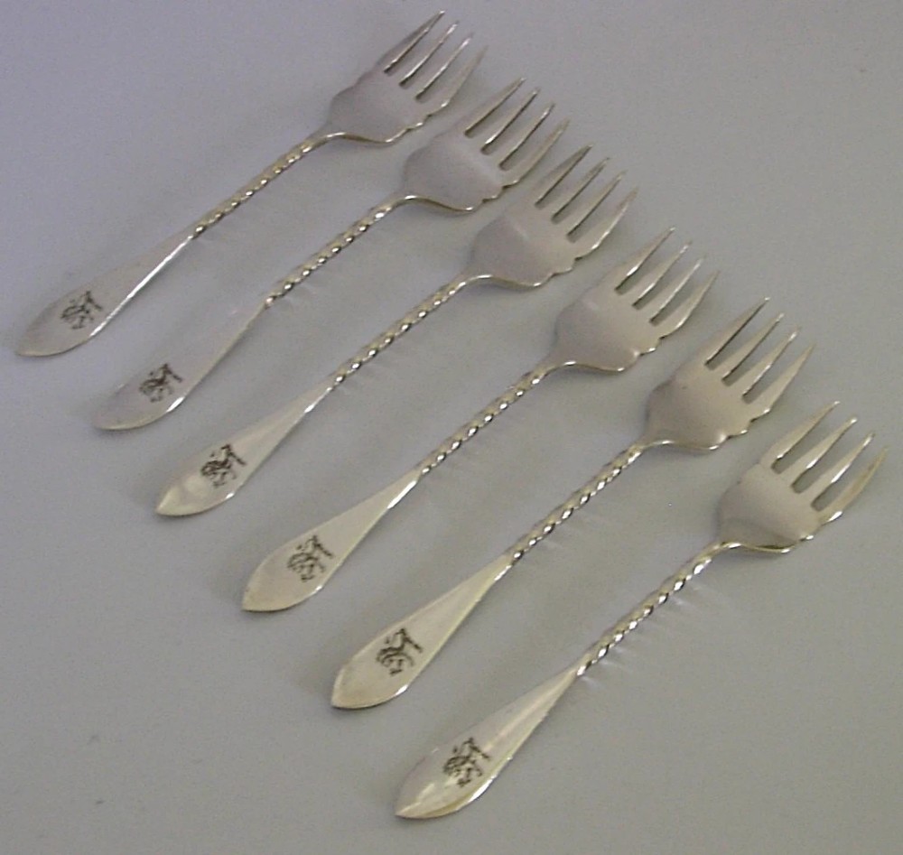SIX STERLING SILVER BROWN FAMILY CRESTED HORS D'OEUVRE FORKS 1893 ANTIQUE