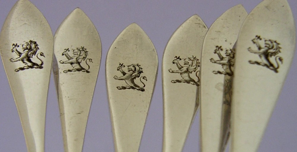 SIX STERLING SILVER BROWN FAMILY CRESTED HORS D'OEUVRE FORKS 1893 ANTIQUE View IV