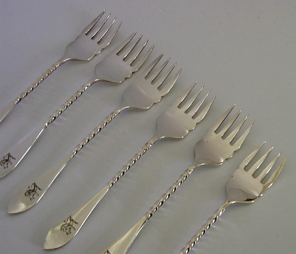 SIX STERLING SILVER BROWN FAMILY CRESTED HORS D'OEUVRE FORKS 1893 ANTIQUE View VI