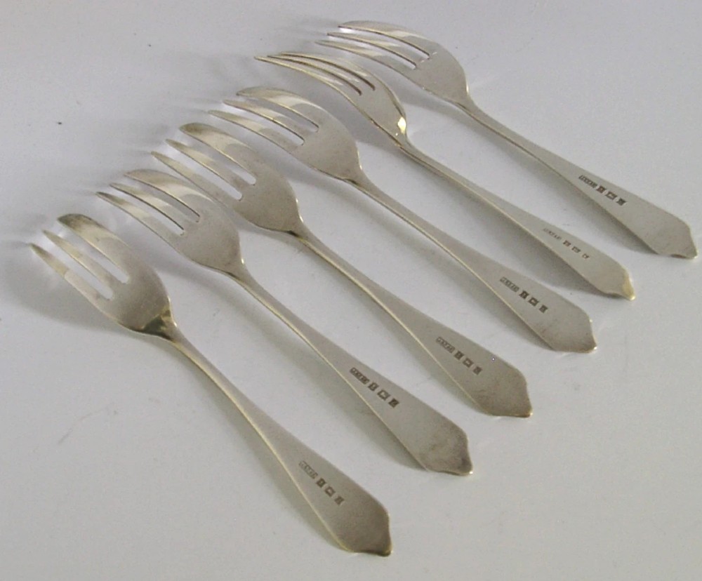 CASED SET of SIX STERLING SILVER CAKE PASTRY FORKS 1960 104g View VI
