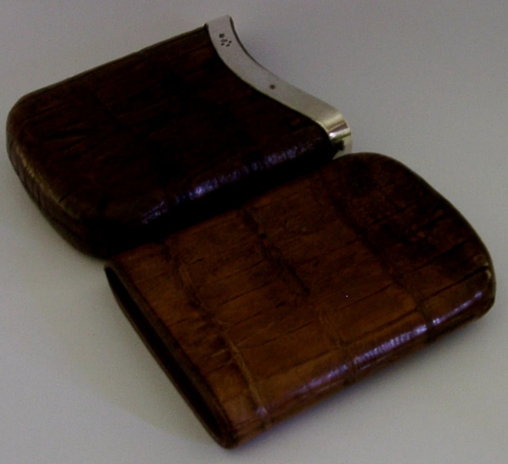 QUALITY CROCODILE SKIN STERLING SILVER MOUNTED CIGAR CASE 1877 VICTORIAN ANTIQUE View IV