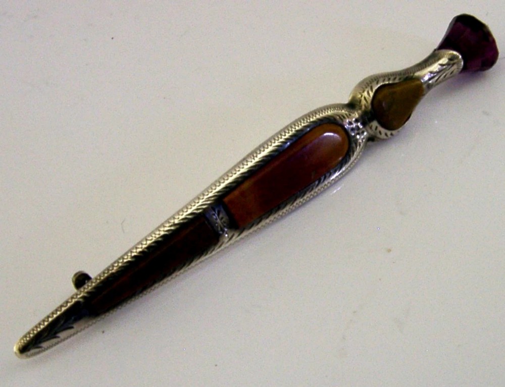 3.75 inch STERLING SILVER AGATE AMETHYST SCOTTISH THISTLE KILT PIN BROOCH c1950s