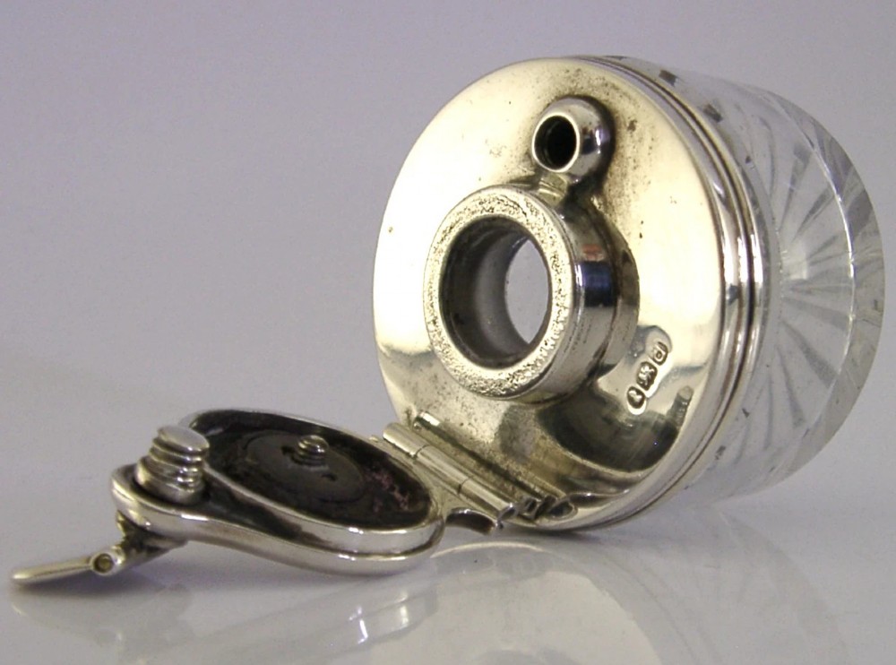 GEORGIAN STERLING SILVER TRAVELLING INKWELL 1819 DESK ANTIQUE View V