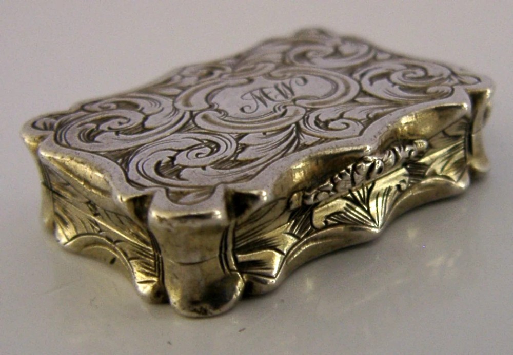 BEAUTIFUL NATHANIEL MILLS VICTORIAN STERLING SILVER VINAIGRETTE BOX 1851 View XII