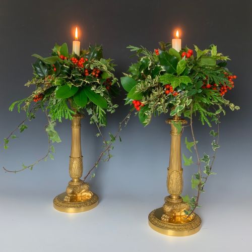 ANTIQUE PAIR OF CHARLES X GILT BRONZE CANDLESTICKS - ADDITIONAL PHOTO 5