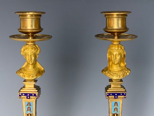 A PAIR OF FRENCH GILT BRONZE CHAMPLEV ENAMEL CANDLESTICKS - ADDITIONAL PHOTO 1