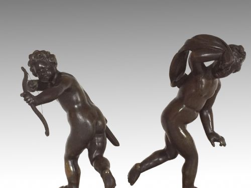 A PAIR OF ANTIQUE FRENCH BRONZE PUTTI - ADDITIONAL PHOTO 3