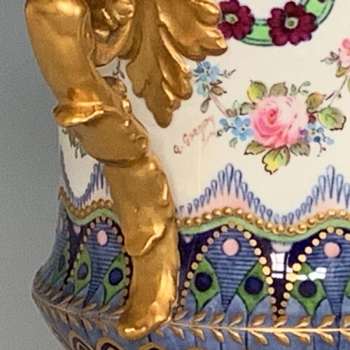 ROYAL CROWN DERBY PEDESTAL VASE SIGNED GREGORY - ADDITIONAL PHOTO 3