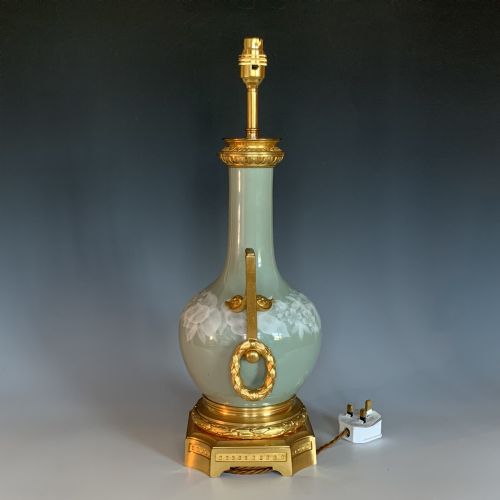ANTIQUE FRENCH PATESURPATE PORCELAIN LAMP - ADDITIONAL PHOTO 2