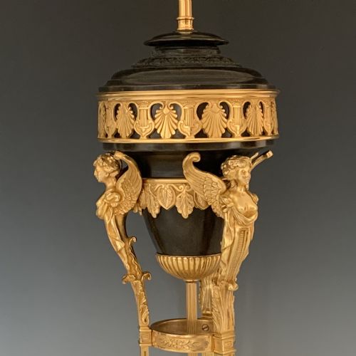 ANTIQUE PATINATED GILT BRONZE TABLE LAMP IN THE REGENCY TASTE - ADDITIONAL PHOTO 1