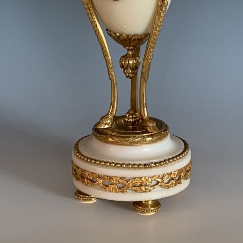 ANTIQUE NAPOLEON III MARBLE GILT BRONZE CASSOLETTES - ADDITIONAL PHOTO 3