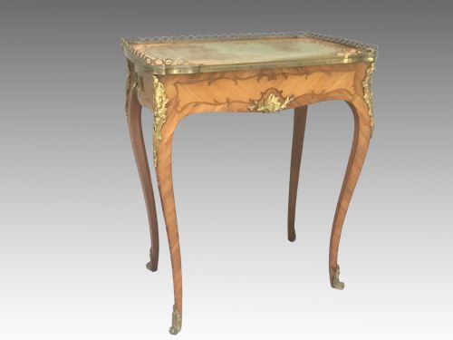 ANTIQUE VICTORIAN TULIPWOOD KINGWOOD MARQUETRY ORMOLU MOUNTED LADIES WRITING TABLE IN LOUIS XV STYLE - ADDITIONAL PHOTO 1