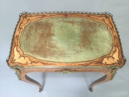 ANTIQUE VICTORIAN TULIPWOOD KINGWOOD MARQUETRY ORMOLU MOUNTED LADIES WRITING TABLE IN LOUIS XV STYLE - ADDITIONAL PHOTO 3