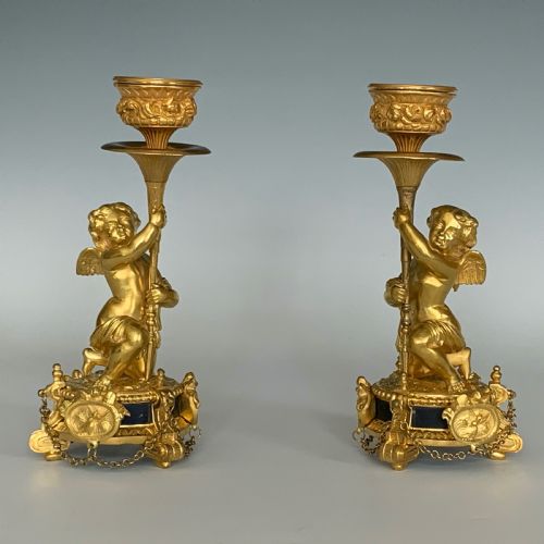 A PAIR OF ANTIQUE VICTORIAN ORMOLU CHERUB CANDLESTICKS - ADDITIONAL PHOTO 5