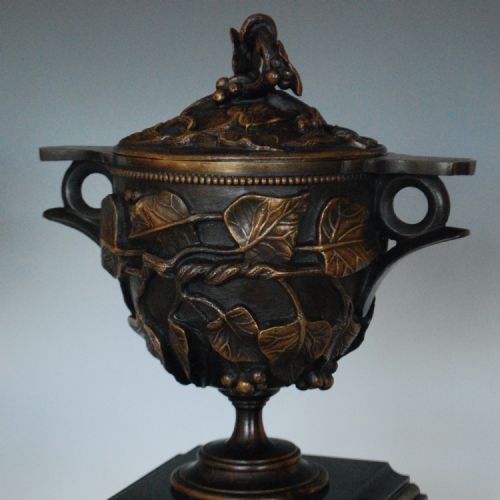 PAIR OF GRAND TOUR POMPEII BRONZE MARBLE CUPS COVERS - ADDITIONAL PHOTO 5