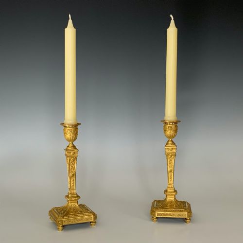 ANTIQUE VICTORIAN NEOCLASSICAL STYLE ORMOLU CANDLESTICKS - ADDITIONAL PHOTO 2