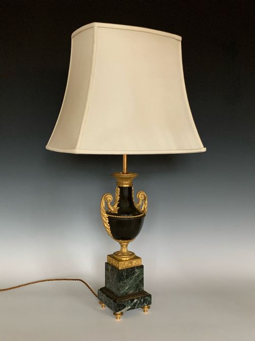PAIR OF LOUIS XVI STYLE 19TH CENTURY GILT PATINATED BRONZE TABLE LAMPS - ADDITIONAL PHOTO 3