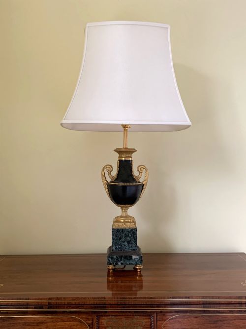 PAIR OF LOUIS XVI STYLE 19TH CENTURY GILT PATINATED BRONZE TABLE LAMPS - ADDITIONAL PHOTO 5