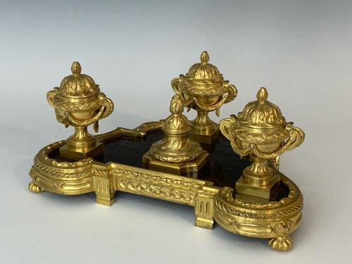 LOUIS XV STYLE ORMOLU ENCRIER BY EUGENE HAZART - ADDITIONAL PHOTO 2