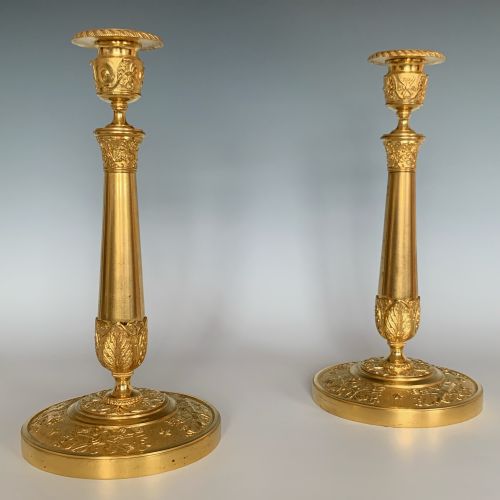 ANTIQUE FRENCH PAIR OF CHARLES X ORMOLU CANDLESTICKS - ADDITIONAL PHOTO 1