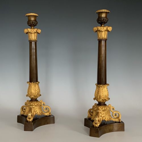 ANTIQUE PAIR OF FRENCH CHARLES X PATINATED GILT BRONZE CANDLESTICKS - ADDITIONAL PHOTO 1