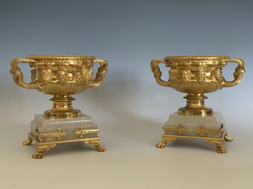 FINE PAIR OF ORMOLU ONYX ALBANI VASES BY GEORGES SERVANT - ADDITIONAL PHOTO 1