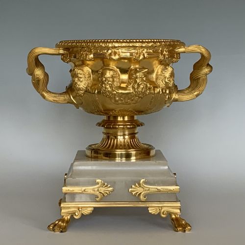 FINE PAIR OF ORMOLU ONYX ALBANI VASES BY GEORGES SERVANT - ADDITIONAL PHOTO 4