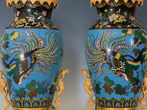 A PAIR OF JAPANESE ENAMEL VASES TABLE LAMPS - ADDITIONAL PHOTO 2
