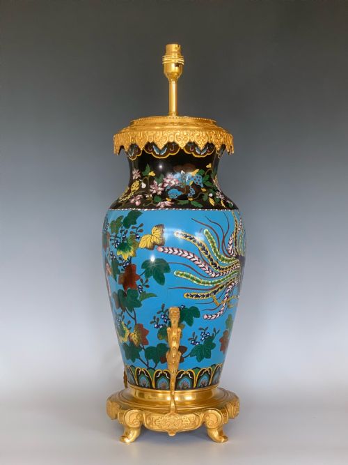 A PAIR OF JAPANESE ENAMEL VASES TABLE LAMPS - ADDITIONAL PHOTO 4