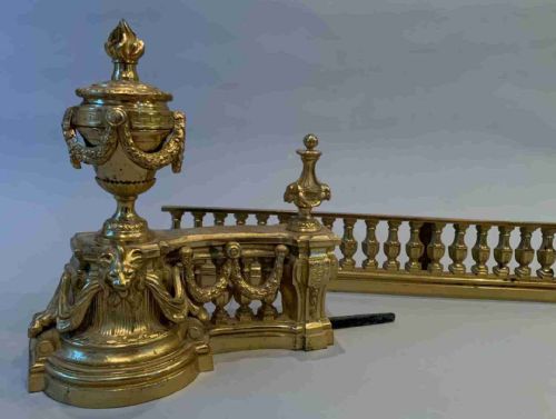 VICTORIAN ORMOLU ADJUSTABLE FIRE CHENETS FENDER - ADDITIONAL PHOTO 3