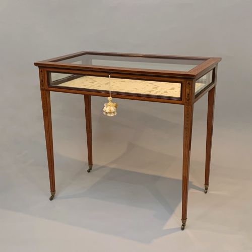 MARQUETRY INLAID SATINWOOD BIJOUTERIE DISPLAY TABLE BY EDWARDS ROBERTS - ADDITIONAL PHOTO 1