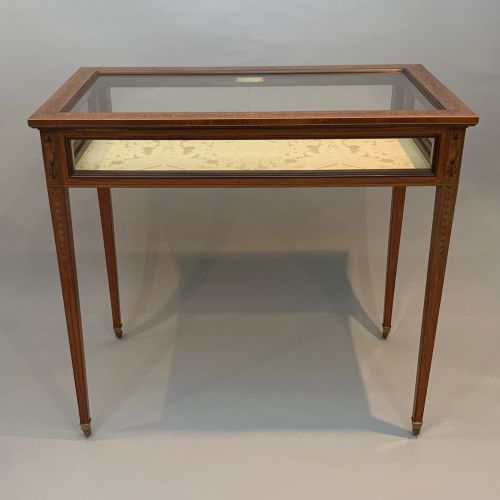 MARQUETRY INLAID SATINWOOD BIJOUTERIE DISPLAY TABLE BY EDWARDS ROBERTS - ADDITIONAL PHOTO 2