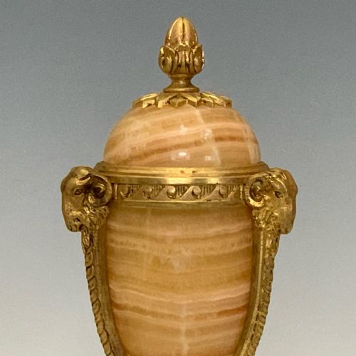 ANTIQUE LOUIS XVI STYLE FRENCH ORMOLU ONYX CASSOLETTES - ADDITIONAL PHOTO 1