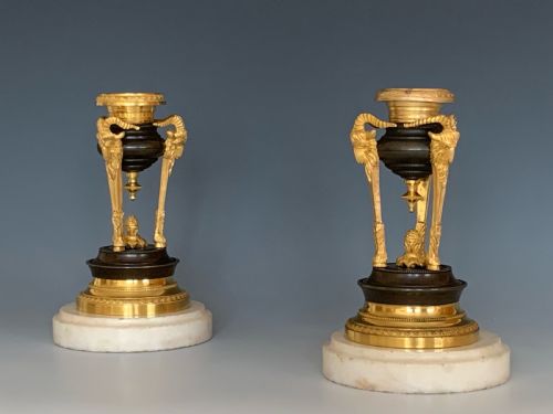 FINE PAIR OF REGENCY CANDLESTICKS - ADDITIONAL PHOTO 1
