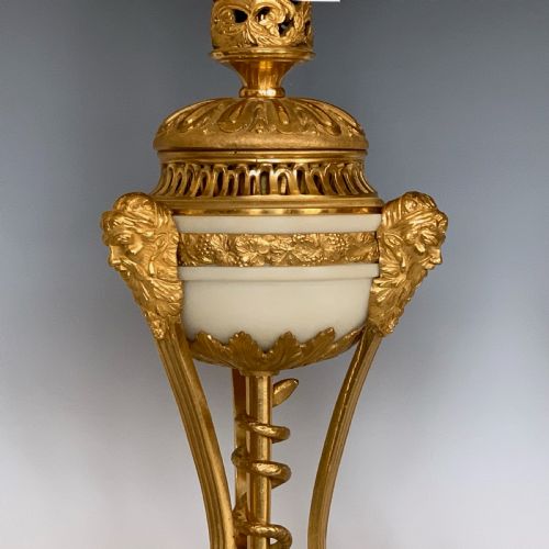 PAIR OF FRENCH ORMOLU CASSOLETTES NOW CONVERTED TO TABLE LAMPS - ADDITIONAL PHOTO 1