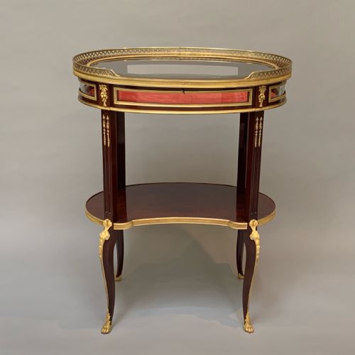 FRENCH MAHOGANY ORMOLU MOUNTED TABLE DISPLAY BIJOUTERIE ATTRIBUTED LINKE - ADDITIONAL PHOTO 4