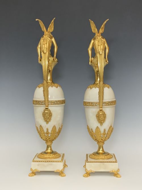 PAIR OF ORMOLU MOUNTED MARBLE EWERS AFTER CLAUDE GALLE - ADDITIONAL PHOTO 3