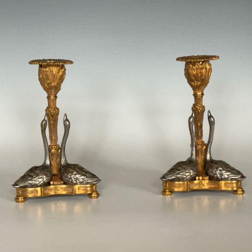 PAIR OF ORMOLU SWAN CANDLESTICKS AFTER WILLIAM BATEMAN - ADDITIONAL PHOTO 4