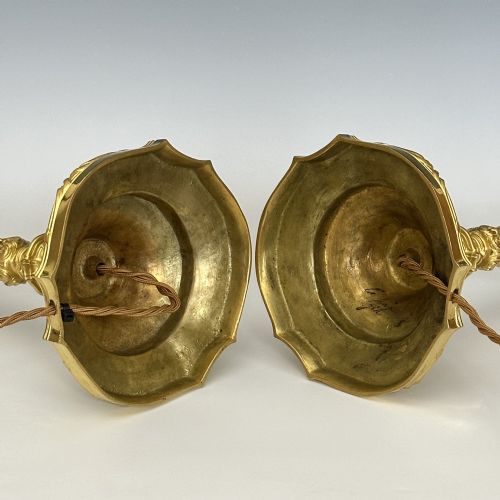 ORMOLU PAIR OF LOUIS XV STYLE TABLE LAMP CANDLESTICKS - ADDITIONAL PHOTO 6