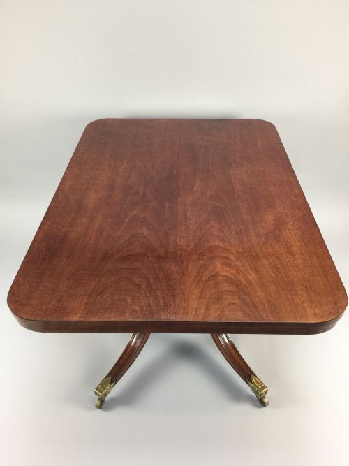 GEORGE III MAHOGANY TILTTOP BREAKFAST CENTRE DINING TABLE - ADDITIONAL PHOTO 2